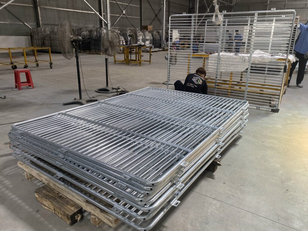 z3315331305518_1be7f61b7df6eb194384f1aed592da89